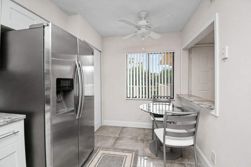 2 bedroom Condominium at 7351 Kinghurst Drive #301, Huntington Lakes Sec Five Condos, Delray Beach — photo 5