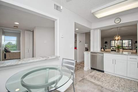 7351 Kinghurst Drive #301, Delray Beach FL - photo 6 of 29