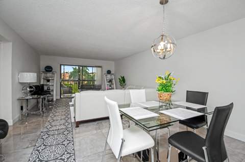 7351 Kinghurst Drive #301, Delray Beach FL - photo 10 of 29