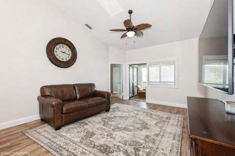 805 Harbour Pointe Way, Greenacres FL - photo 9 of 23