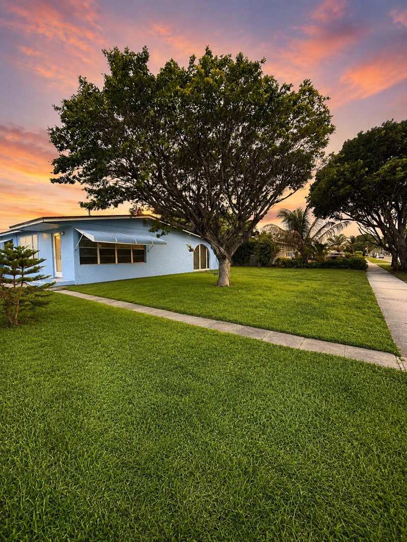 3 bedroom Single Family Residence at 1310 Palm Beach Lakes Boulevard, Roosevelt Estates, West Palm Beach — photo 1