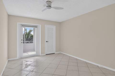 3057 Yarmouth C, Boca Raton FL - photo 12 of 65