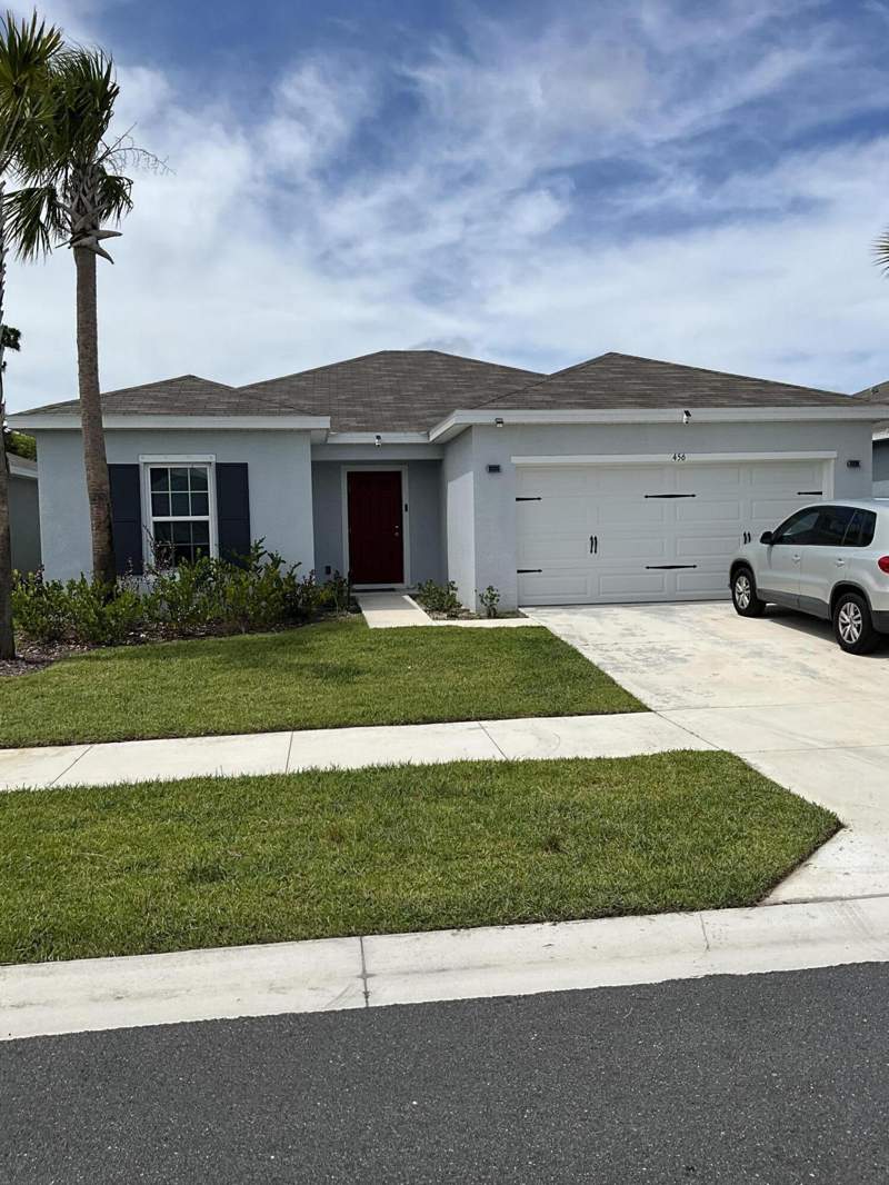 3 bedroom Single Family Residence at 456 Cherimoya Street, Avalon Crossing Phase II, Fort Pierce — photo 2