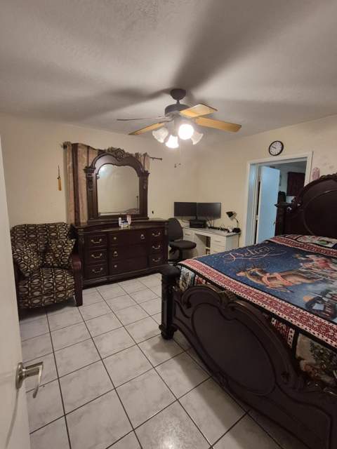 2538 Fillmore Street, Hollywood FL - photo 9 of 14