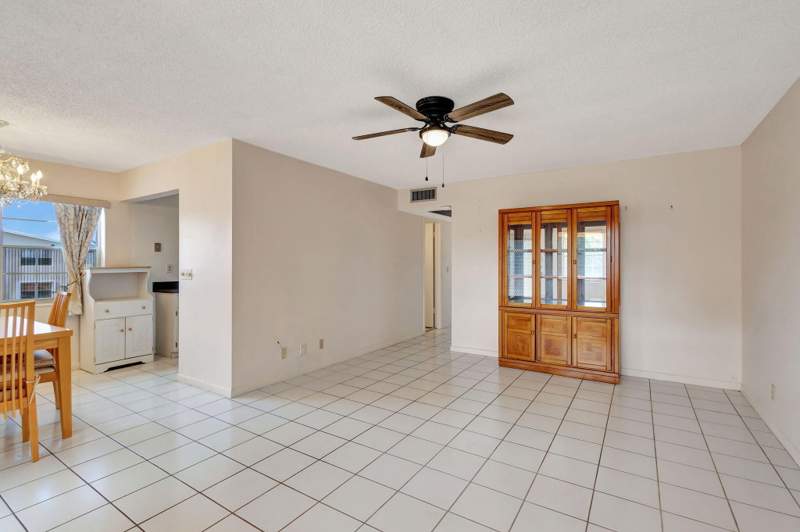 2 bedroom Condominium at 332 Sheffield, Sheffield Condos A To Q, West Palm Beach — photo 5