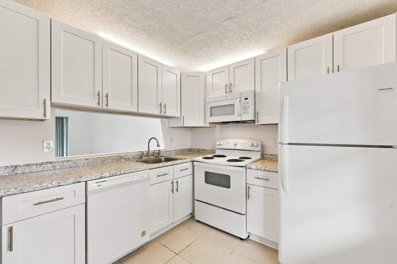 2 bedroom Condominium at 8820 Royal Palm Boulevard #101-4, Palm Village Condo, Coral Springs — photo 3