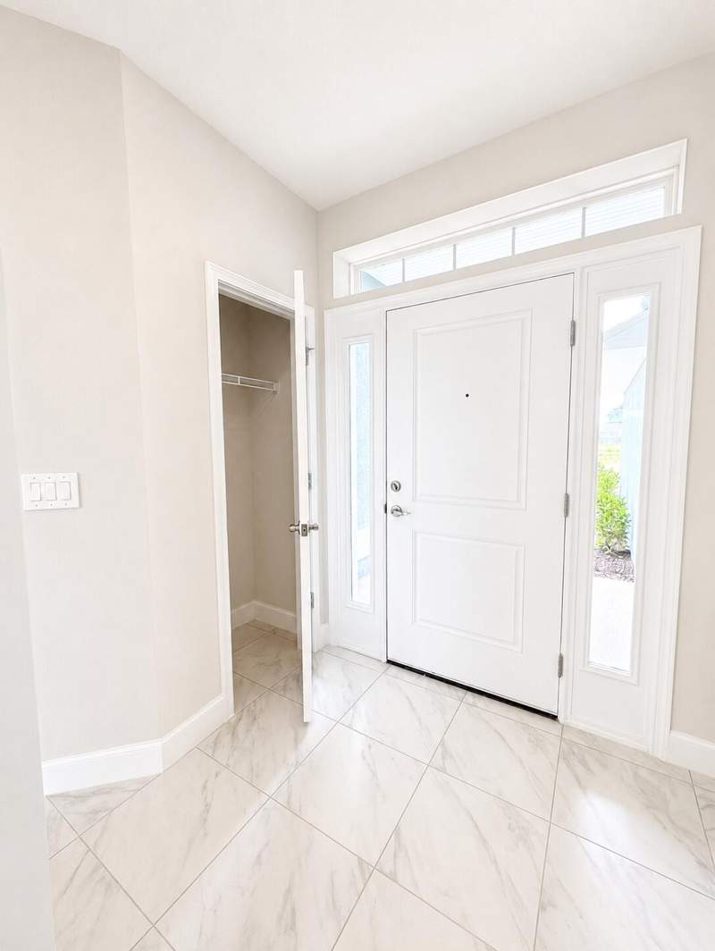 4 bedroom Single Family Residence at 2822 SW Dinner Street #2822, Port St Lucie Section 16, Port St. Lucie — photo 2