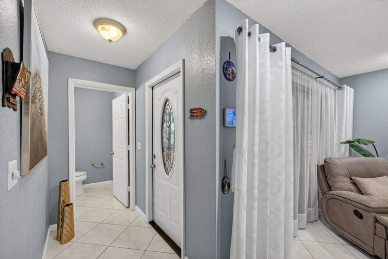 2 bedroom Townhouse at 2399 Lena Lane, Lena Lane West, West Palm Beach — photo 5