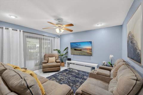 2399 Lena Lane, West Palm Beach FL - photo 8 of 53