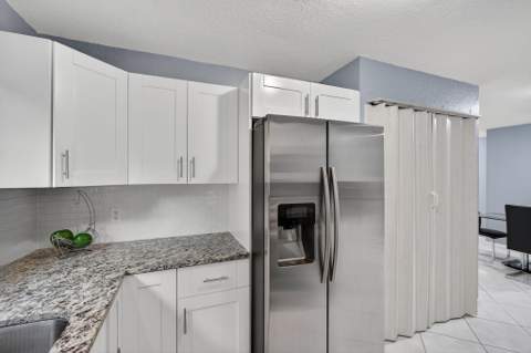 2399 Lena Lane, West Palm Beach FL - photo 16 of 53