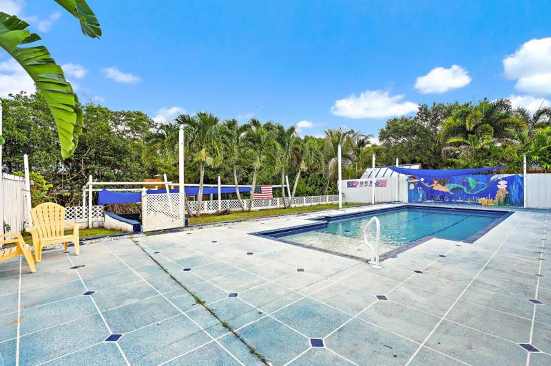 3 bedroom Single Family Residence at 1005 Mohawk Street, Jupiter River Estates Replat, Jupiter — photo 5