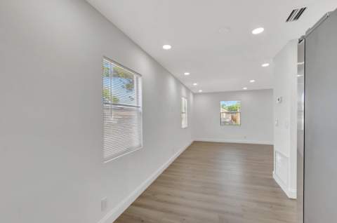 950 29th Street, West Palm Beach FL - photo 10 of 21