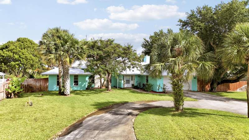 3 bedroom Single Family Residence at 12744 Refuge Lane, Eden'S Refuge, Jensen Beach — photo 2