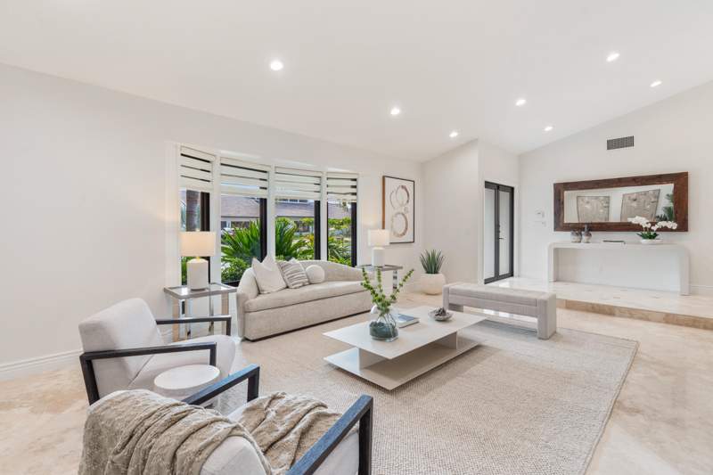 6 bedroom Single Family Residence at 3765 Kings Way, Woodfield Hunt Club, Boca Raton — photo 5