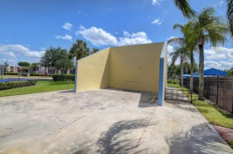 5220 Las Verdes Circle #220, Delray Beach FL - photo 21 of 30
