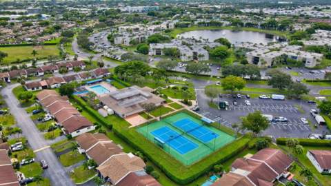5220 Las Verdes Circle #220, Delray Beach FL - photo 17 of 30
