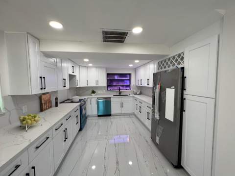 2518 Key Largo Lane, Fort Lauderdale FL - photo 6 of 16