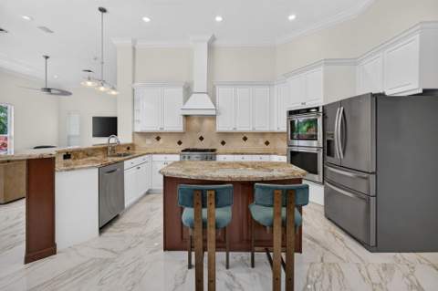 8055 Woodsmuir Drive, West Palm Beach FL - photo 23 of 99