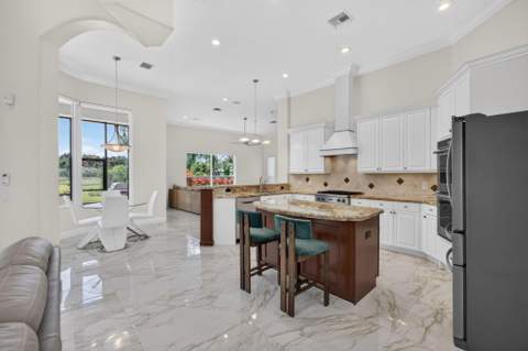 8055 Woodsmuir Drive, West Palm Beach FL - photo 24 of 99