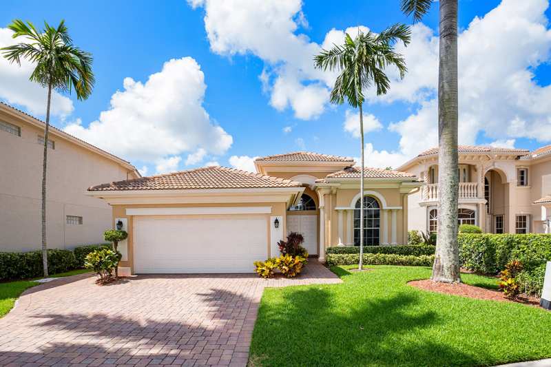 3 bedroom Single Family Residence at 8102 Valhalla Drive, Mizner Country Club, Delray Beach — photo 1