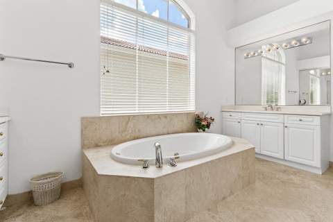 8102 Valhalla Drive, Delray Beach FL - photo 20 of 66