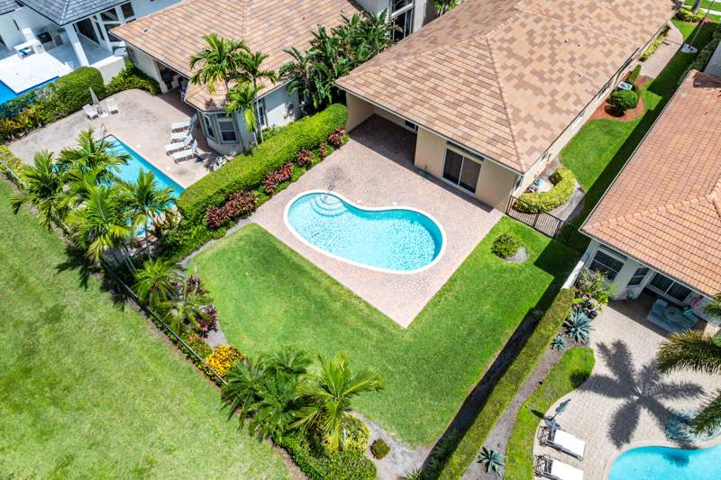 3 bedroom Single Family Residence at 8102 Valhalla Drive, Mizner Country Club, Delray Beach — photo 2