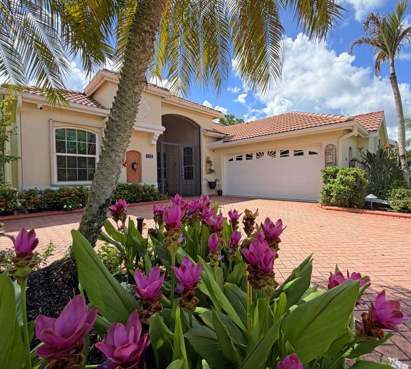 3 bedroom Single Family Residence at 728 SW Lake Charles Circle, Lake Charles Phase 3A, Port St. Lucie — photo 3