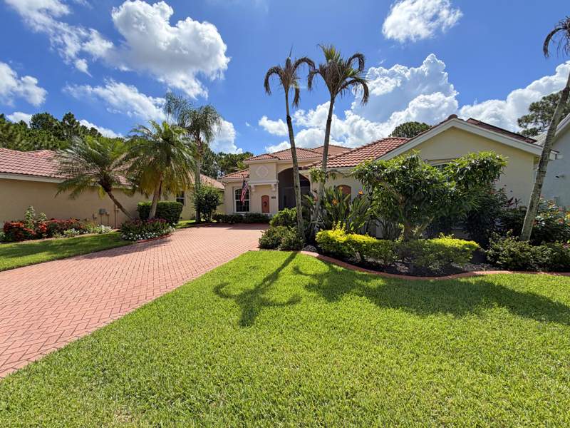 3 bedroom Single Family Residence at 728 SW Lake Charles Circle, Lake Charles Phase 3A, Port St. Lucie — photo 4