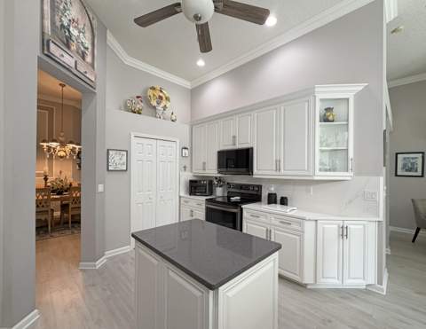 728 SW Lake Charles Circle, Port St. Lucie FL - photo 15 of 83
