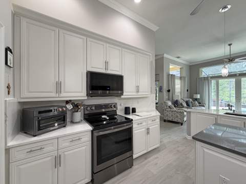 728 SW Lake Charles Circle, Port St. Lucie FL - photo 16 of 83