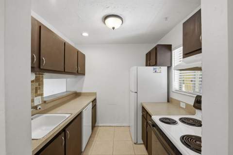 824 SW 9th Street Circle #201, Boca Raton FL - photo 8 of 22