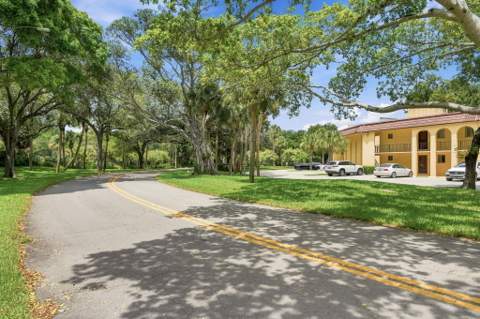 824 SW 9th Street Circle #201, Boca Raton FL - photo 18 of 22