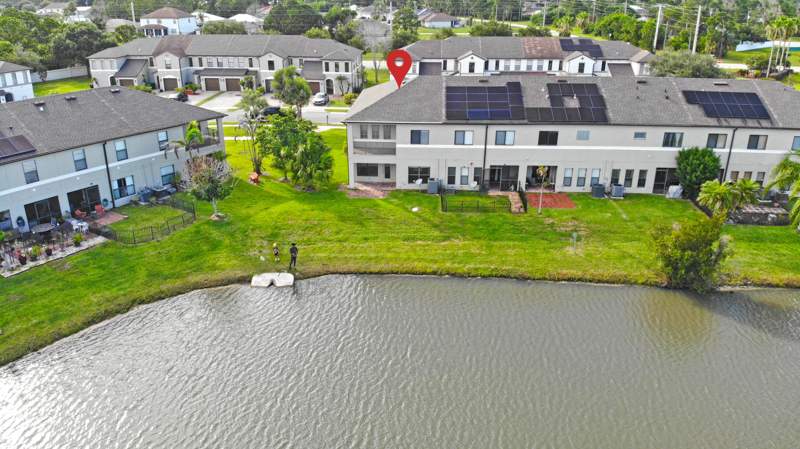 3 bedroom Townhouse at 5021 NW Coventry Circle, Cambridge Townhomes, Port St. Lucie — photo 4