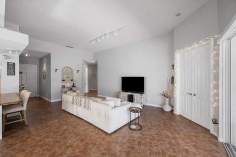 2862 Irma Lake Drive, West Palm Beach FL - photo 6 of 38