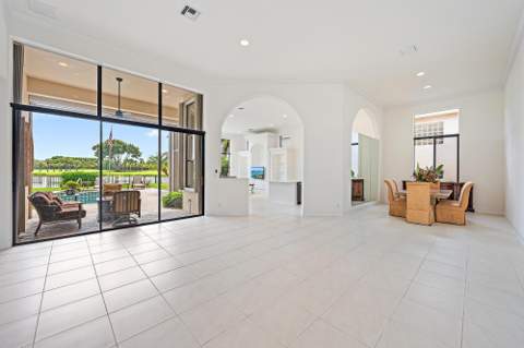 7510 Blue Heron Way, West Palm Beach FL - photo 8 of 63