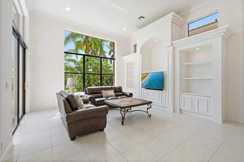 7510 Blue Heron Way, West Palm Beach FL - photo 18 of 63