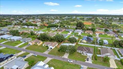 3264 SE Quay Street, Port St. Lucie FL - photo 11 of 68