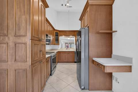 1474 SE Rivergreen Circle, Port St. Lucie FL - photo 8 of 38