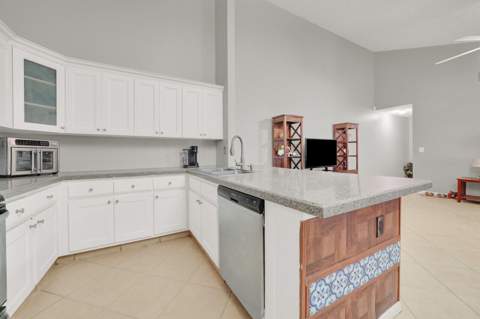 8850 Ranta Court #D, Boynton Beach FL - photo 11 of 25