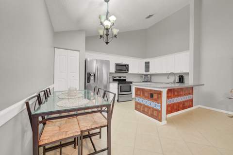 8850 Ranta Court #D, Boynton Beach FL - photo 9 of 25