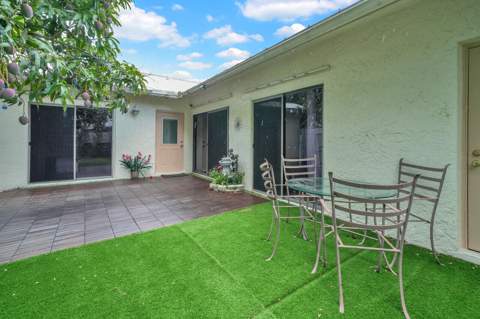 8850 Ranta Court #D, Boynton Beach FL - photo 23 of 25