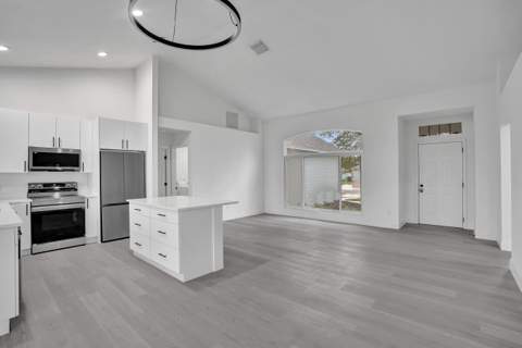 1237 SW Edinburgh Drive, Port St. Lucie FL - photo 16 of 61