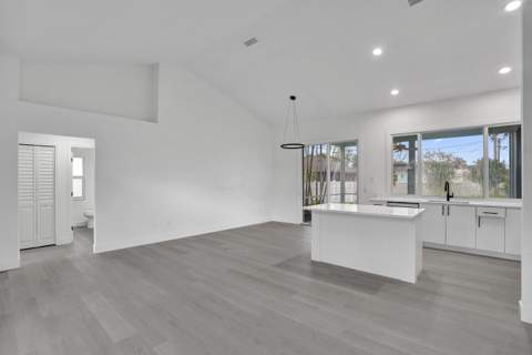 1237 SW Edinburgh Drive, Port St. Lucie FL - photo 19 of 61