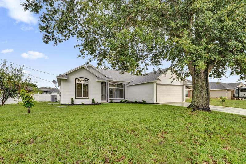 3 bedroom Single Family Residence at 1237 SW Edinburgh Drive, Port St Lucie Sec 33, Port St. Lucie — photo 5