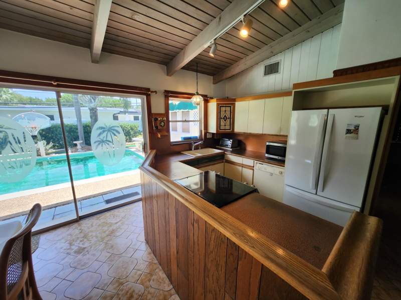 2 bedroom Single Family Residence at 111 SE 7th Street, Norwood, Pompano Beach — photo 5