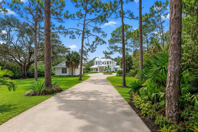 4 bedroom Single Family Residence at 1001 SE Ranch Road, Ranch Colony, Jupiter — photo 5