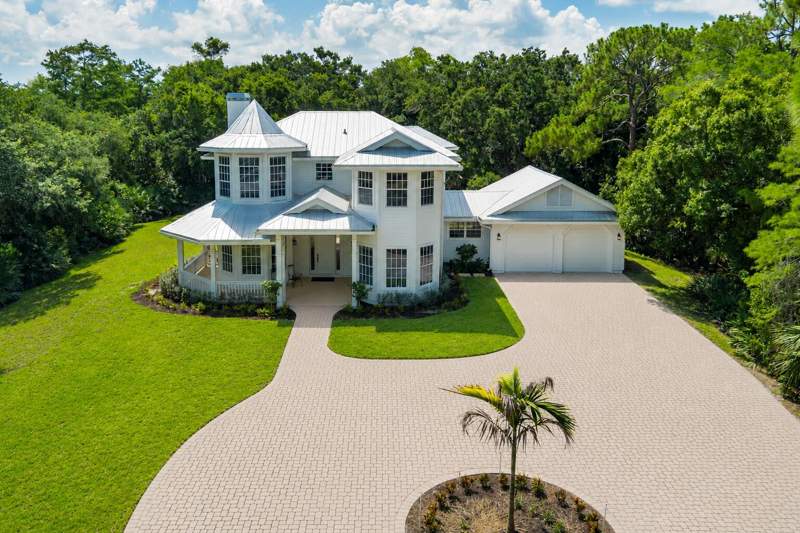 4 bedroom Single Family Residence at 1001 SE Ranch Road, Ranch Colony, Jupiter — photo 2