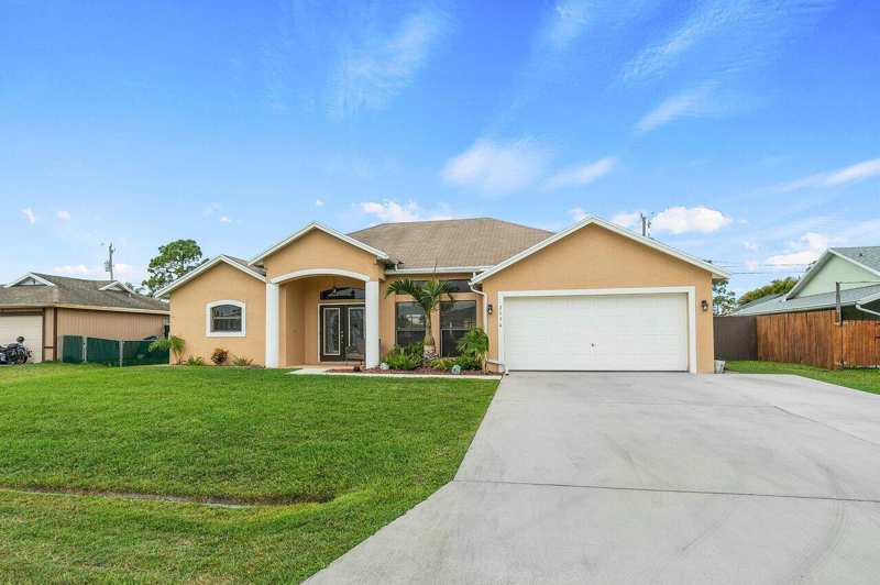 4 bedroom Single Family Residence at 2150 SW Imperial Street, Port St Lucie Section 35, Port St. Lucie — photo 1