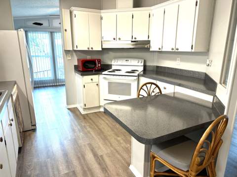 527 Tropical Isles Circle #F-30, Fort Pierce FL - photo 7 of 16