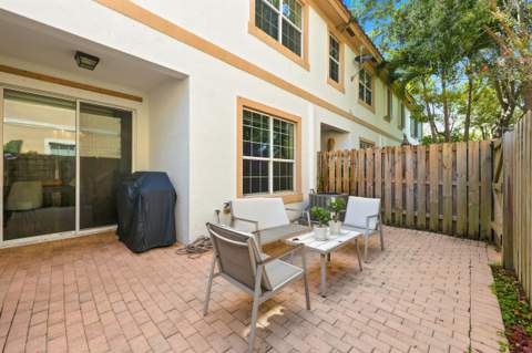 4310 Chalmers Lane, West Palm Beach FL - photo 18 of 20